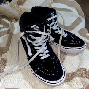 Women’s high top vans